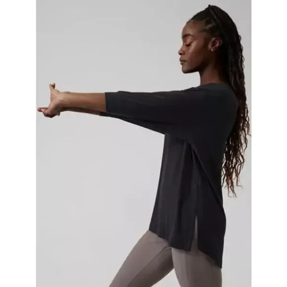 Athleta Women’s Tranquility Top Black Yoga Activewear Outdoor Shirt size Small - Picture 2 of 8
